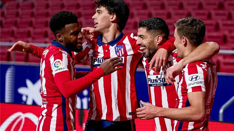 برشلونة يقترب من ضم جناح أتلتيكو مدريد