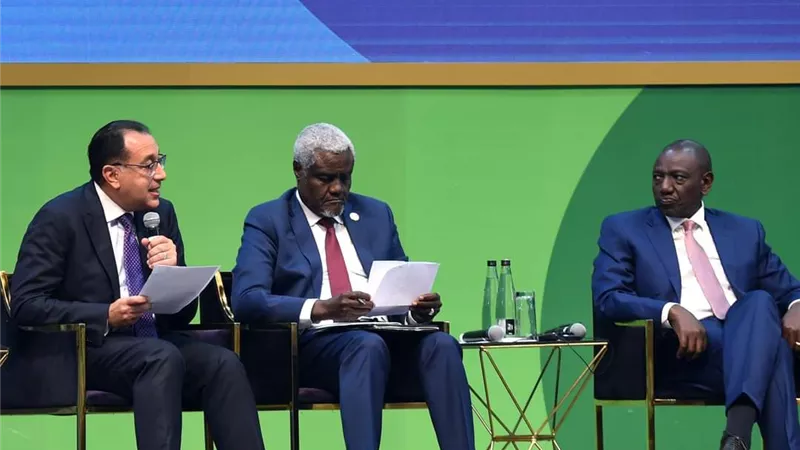 «مدبولي» يلقي كلمة خلال جلسة 