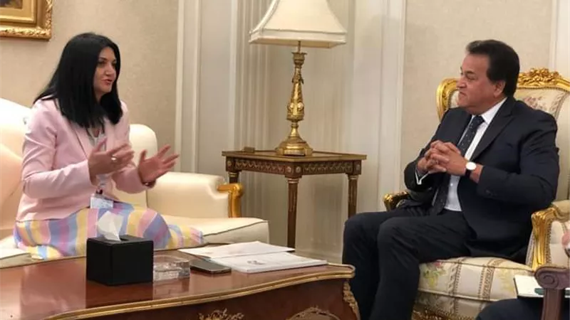 وزير الصحة يستقبل نائب وزير الصحة بدولة أرمينيا لبحث فرص التعاون المستقبلية بينهم
