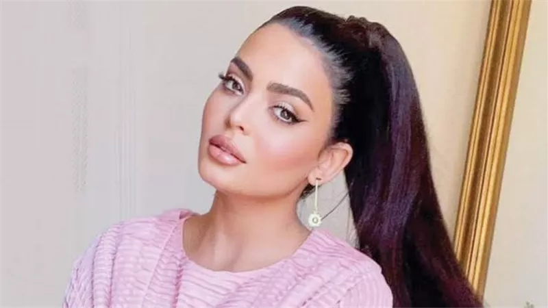 أسماء جلال تنضم لأبطال 
