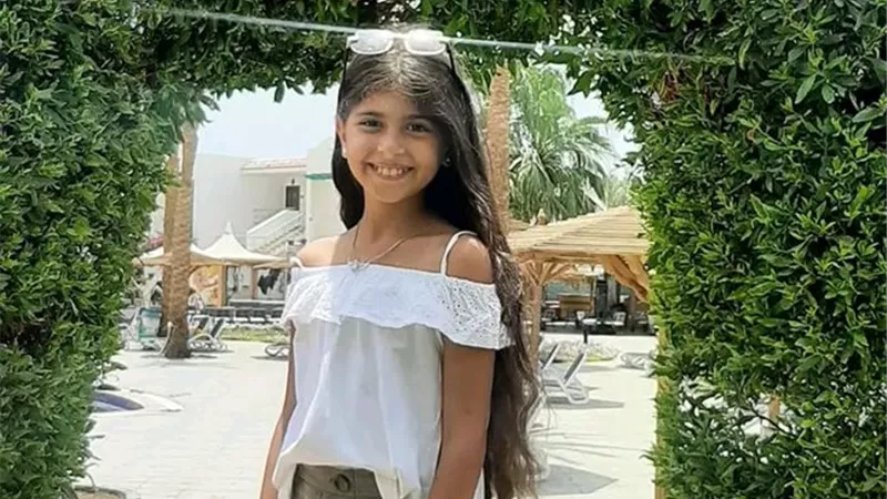 لافينيا نادر: أنا بنت حنان مطاوع وبتحبني موت ومتمسكة بيا جدًا | خاص