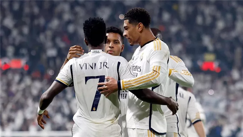 فينيسيوس في الهجوم.. تشكيل ريال مدريد أمام بايرن ميونخ في دوري الأبطال
