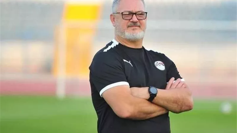 ميكالي يشيد بالفائدة التي جناها المنتخب الأولمبي من مواجهة روسيا