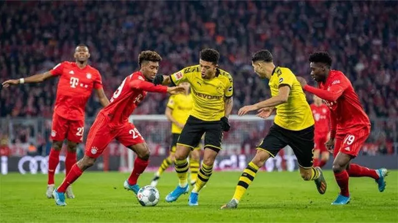 ديربي ناري بين بايرن ميونخ وبوروسيا دورتموند في كلاسيكو الدوري الألماني