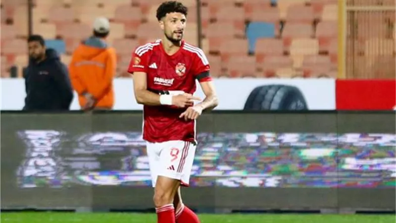 الفحص الطبي يحسم موقف وسام أبو علي من مشاركته أمام سيمبا في القاهرة