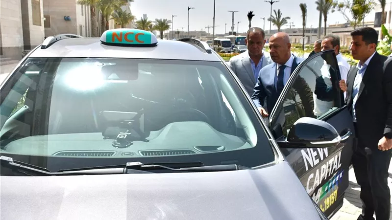 إطلاق الدفعة الأولى من السيارات الكهربائية داخل العاصمة الإدارية