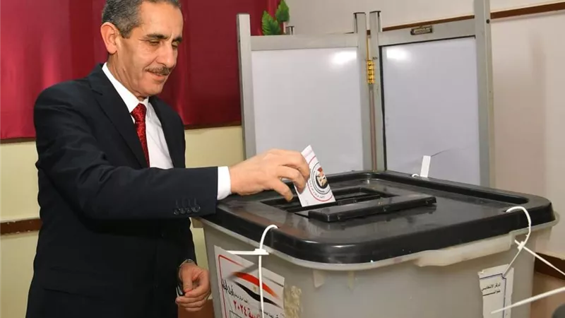 محافظ الغربية يدلي بصوته في الانتخابات الرئاسية