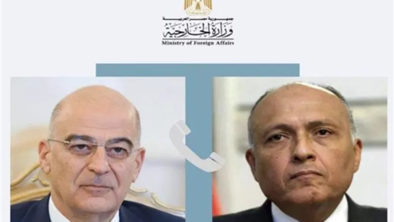 شكري ونظيره اليوناني يؤكدان على خطورة الوضع الراهن في السودان