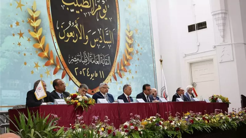 السبكي يعرب عن تقديره للجهود البارزة التي يقدمها الأطباء المصريون