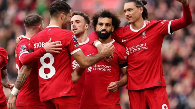 صلاح يقود الهجوم.. تشكيل ليفربول أمام برايتون في الدوري الإنجليزي