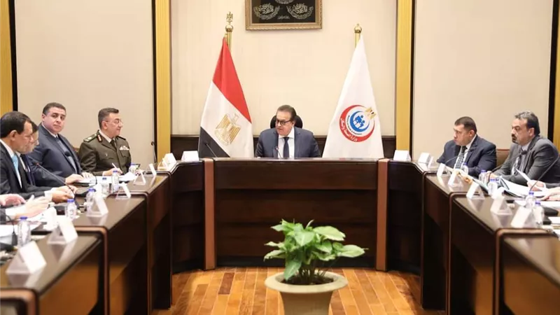 وزير الصحة يترأس اجتماع مجلس إدارة صندوق مواجهة الطوارئ الطبية