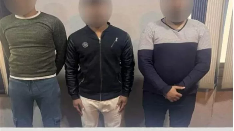 سقوط أخطر عصابة لسرقة المواطنين في مناطق متفرقة بالعاصمة (صور)