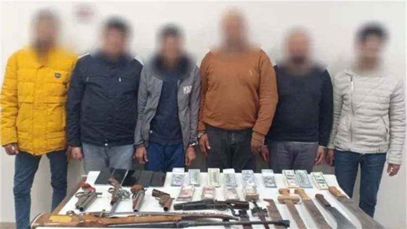 الأمن العام يداهم مروجي العملات الأجنبية المقلدة والنصب على المواطنين