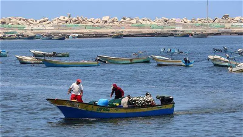 مصرع صياد غرقا في بحيرة المنزلة أثناء عمله