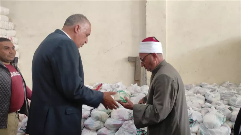 الأوقاف: توزيع 24 طن سلع غذائية ضمن مشروع صكوك الإطعام