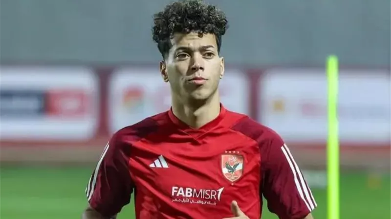 الأهلي يلجأ لبند حمايه الفيفا من أجل أمام عاشور