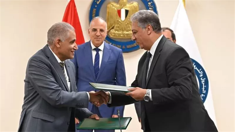 الملا: قطاع البترول يولي أهمية خاصة للحفاظ على الموارد المائية