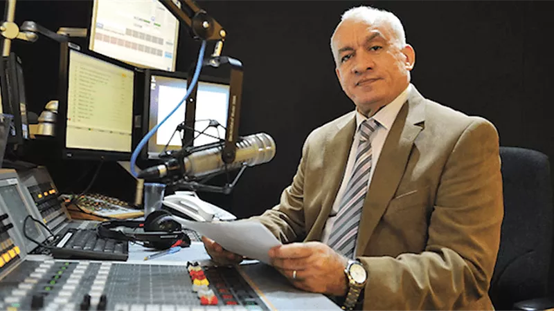 محمود المسلمي.. وفاة كبير المذيعين بهيئة الإذاعة البريطانية