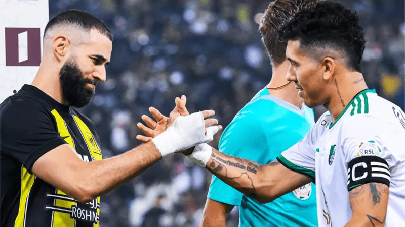 ديربي جدة.. بنزيمة وحجازي يقودان تشكيل الاتحاد المتوقع أمام الأهلي 