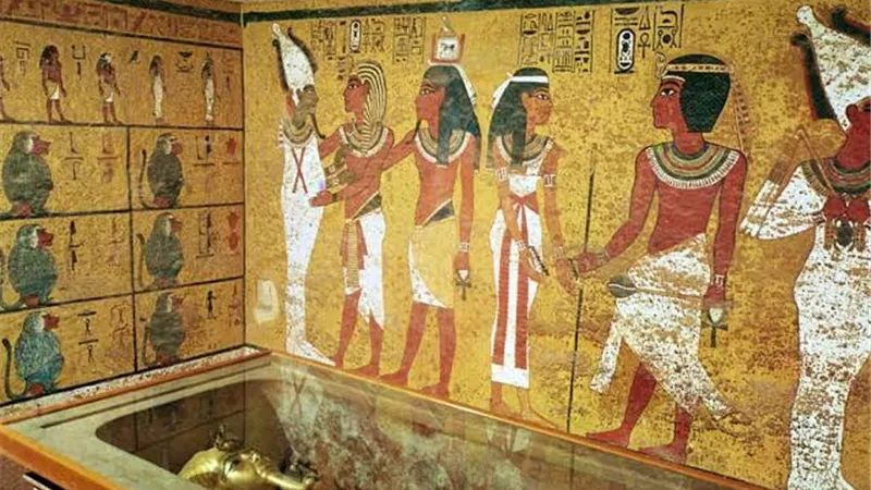 مراحل اكتشاف المقبرة الملكية الذهبية 