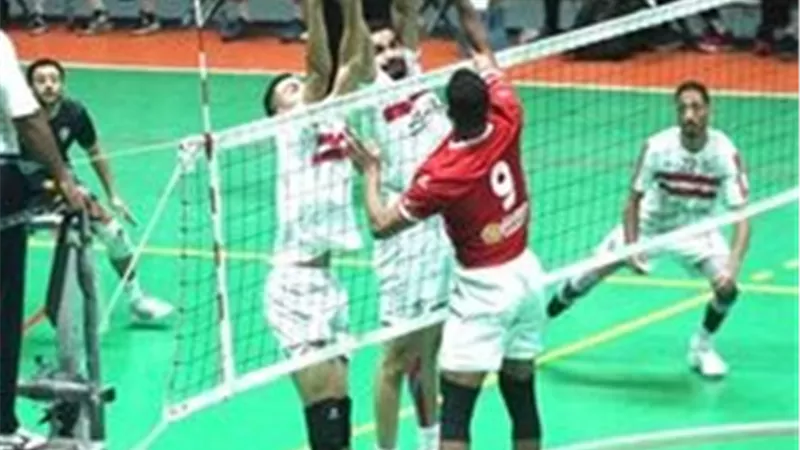 الأهلي يباغت الزمالك ويفوز: المواجهة النهائية للطائرة تشتعل