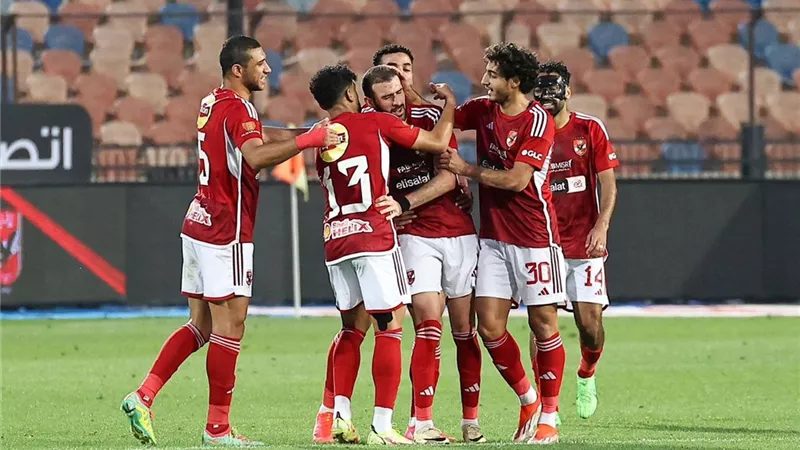 بيبو وعدلي في تونس لاستقبال بعثة الأهلي