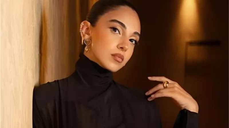 سلمي أبو ضيف تحسم الجدل وتفصح عن خطوبتها على إنستجرام