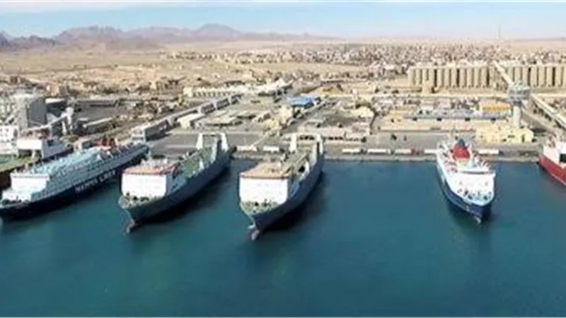 تداول 10 الاف طن بضائع عامة ومتنوعة بموانئ البحر الاحمر