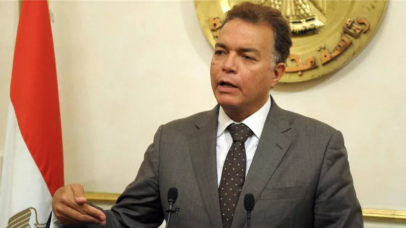 رحيل وزير النقل السابق 