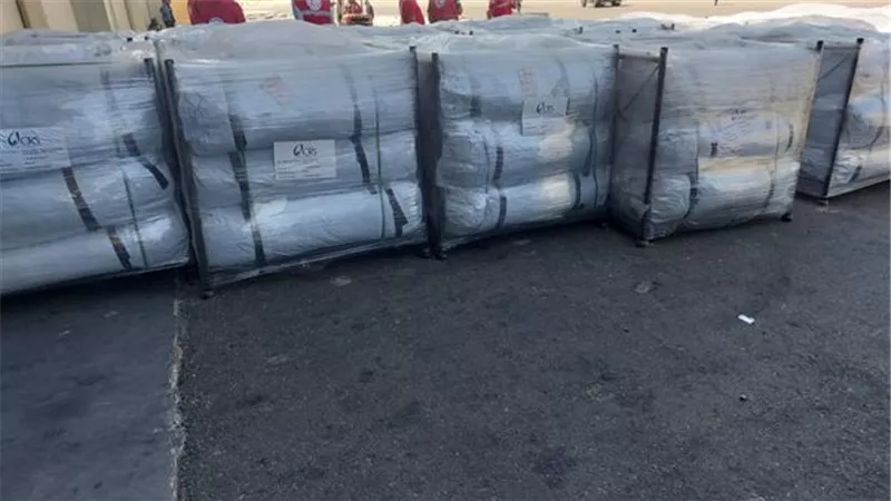 التموين: وصول 5 آلاف خيمة لمطار العريش موجهة إلي قطاع غزة