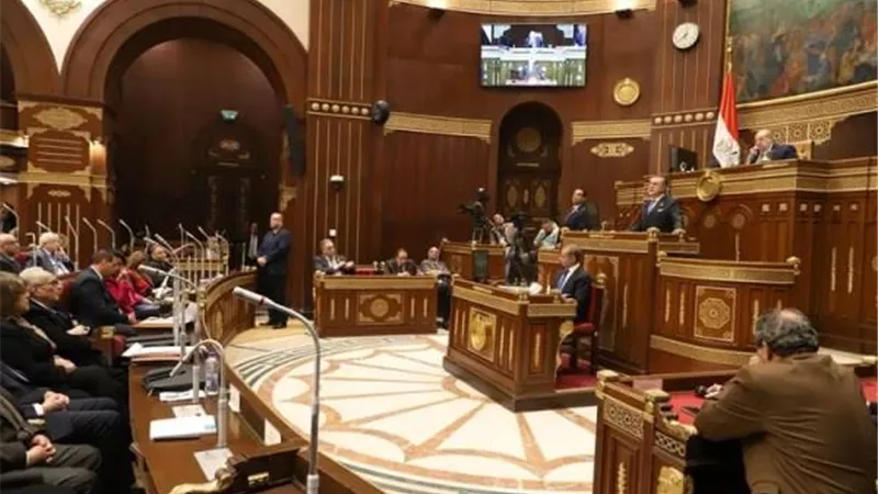 مجلس الشيوخ يناقش طلبا بشأن تطوير النقل في مصر