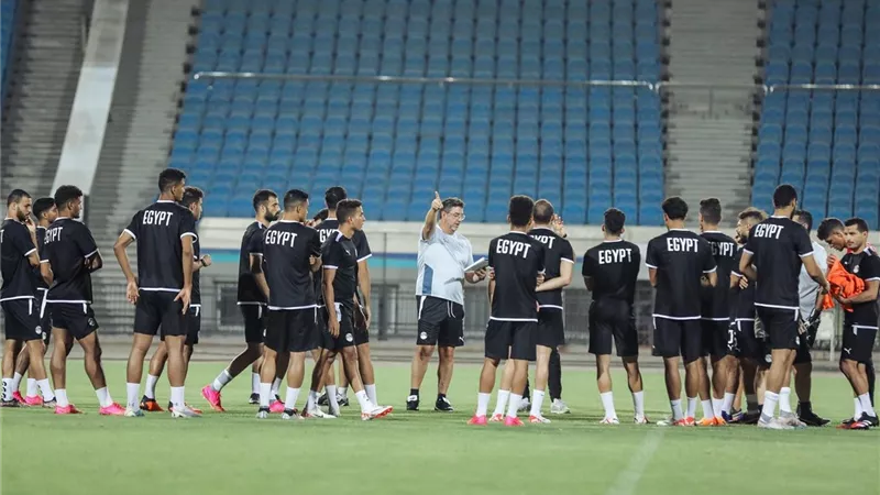 أحدث التطورات: النني وتريزيجيه يعودان لتشكيلة المنتخب في معسكر أكتوبر
