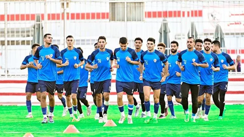 رغم حالة الحزن والصدمة.. لاعبو الزمالك يستأنفون مرانهم مساء اليوم
