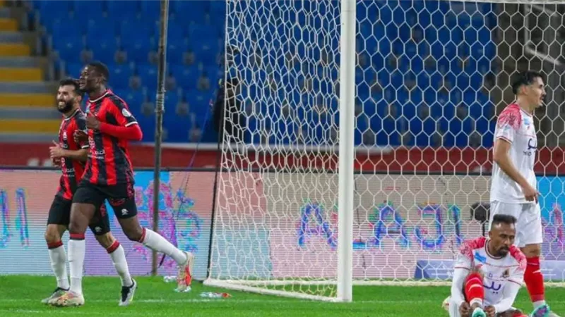 ترقب الجمهور| الوحدة يلتقي الرائد في صراع شرس بدورى روشن