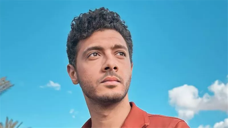 أسامة الهادي يروج لشخصيته في مسلسل 