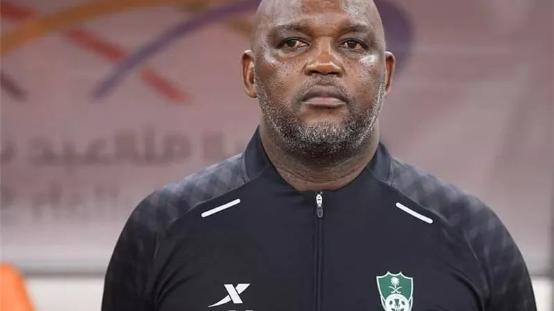 مفاجأة.. موسيماني يطلب التعاقد مع ثنائي الأهلي