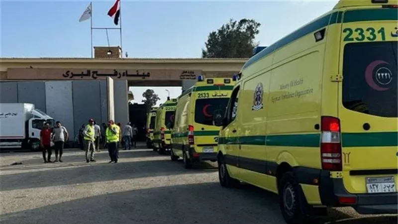 دخول 16جريح فلسطيني من معبر رفح للعلاج في المستشفيات المصرية