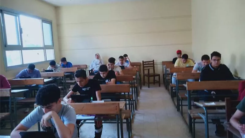 تعليم نجع حمادي : 3132 طالبا بالصف الأول الثانوي يؤدون امتحان اللغة العربية دون شكاوي