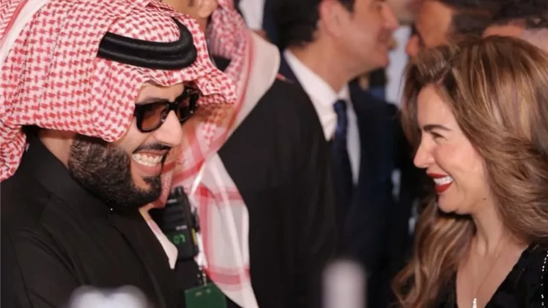 مي عز الدين تشكر تركي آل الشيخ على 