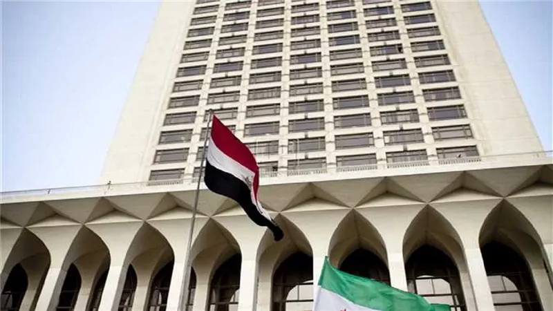مصر تستنكر بشدة المشهد الدولي في معايير التعامل مع الحروب والنزاعات المسلحة