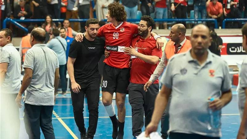 يد الأهلي تتعرض لضربة موجعة بإصابة نجم الفريق الجديد