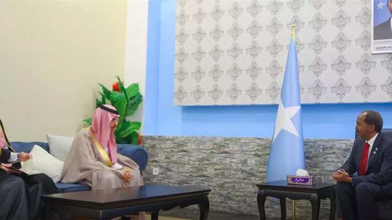 السعودية تؤكد حرصها على وحدة الصومال وسيادتها الكاملة لأراضيها
