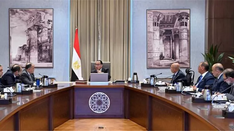 مدبولي يتابع جهود تبسيط إجراءات الإفراج الجمركي عن البضائع بالموانئ