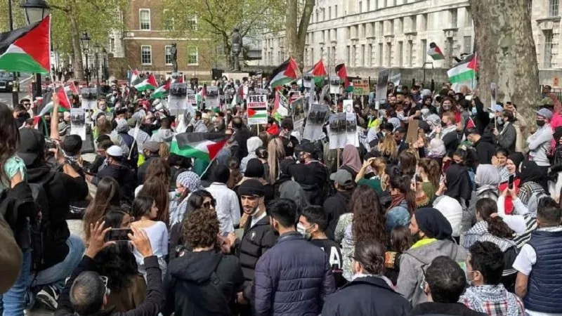 مسيرة حاشدة بأشهر شوارع التسوق في لندن دعمًا لفلسطين
