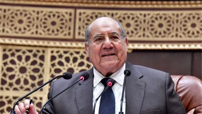 رئيس الشيوخ يهنئ السيسي بمناسبة عيد الفطر المبارك