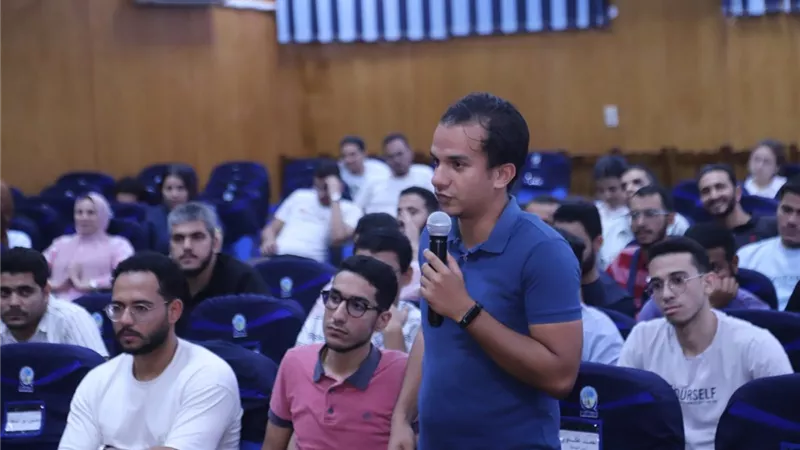 رئيس جامعة جنوب الوادي: صرف مكافآت مالية لأطباء الامتياز بطب الأسنان