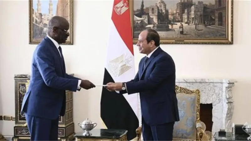لتعزيز العلاقات الثنائية.. السيسي يتسلم رسالة خطية من نظيره الموريتاني