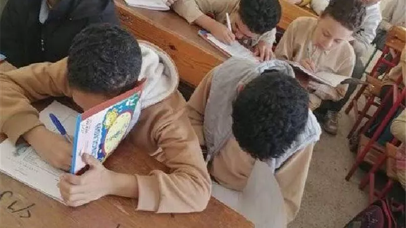 الغضب يجتاح أولياء الأمور بعد تسريب امتحان العلوم للشهادة الإعدادية بالمحافظات