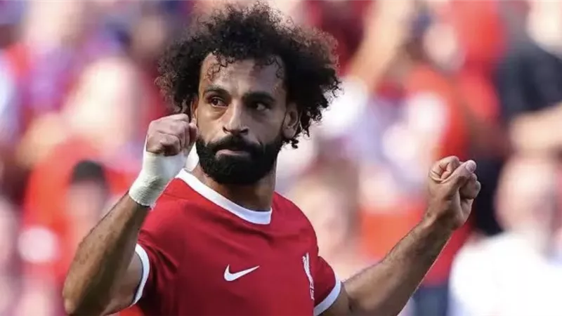 التنافس الشديد: صلاح في سباق جائزة لاعب الشهر