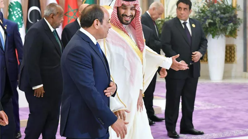 الرئيس السيسى يلتقى ولى العهد السعودى فى جدة